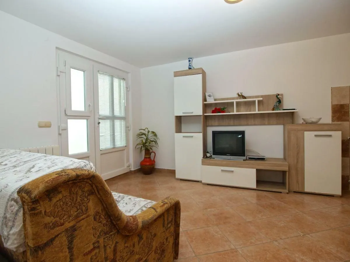 Apartments Valbandon 28 Fazana 0*,  Croatia